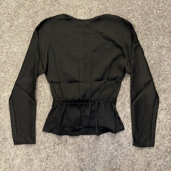 Express Women's Satin Draped Top Size XS Black Long Sleeves Faux Wrap NWT $58 - Picture 11 of 16